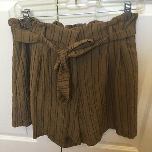 Paperbag tie-waist shorts